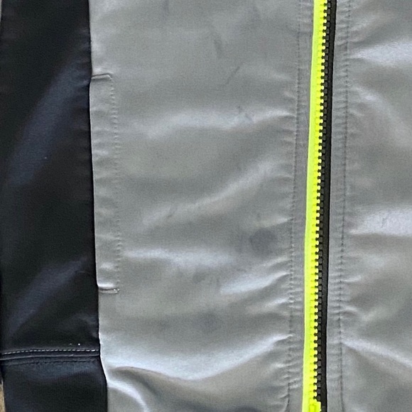 Nike Boys Black and Grey Zip-up Track Jacket - Picture 4 of 5